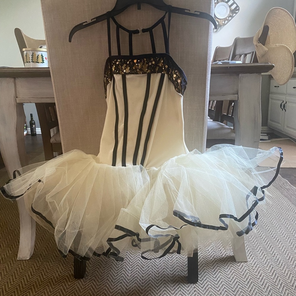 Curtain call, ballet, dance costume